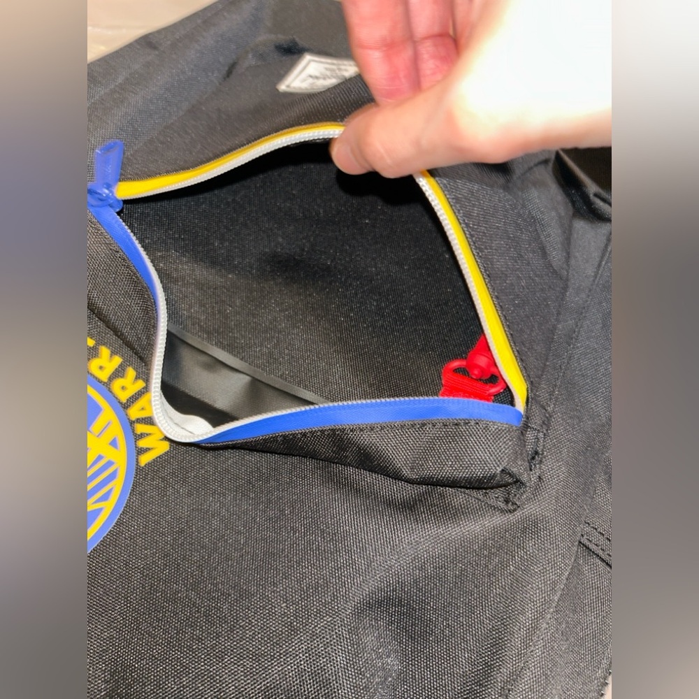 Herschel X Golden State Warriors backpack in black color NEW - Picture 12 of 14